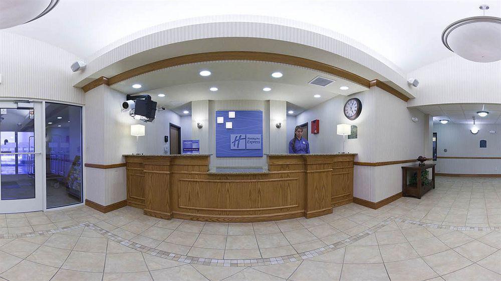 Hotel Express & Bellevue-omaha Area By Ihg