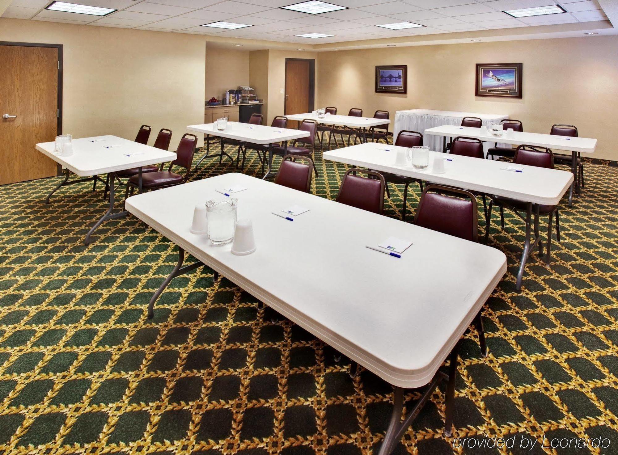 Hotel Express & Bellevue-omaha Area By Ihg Bellevue