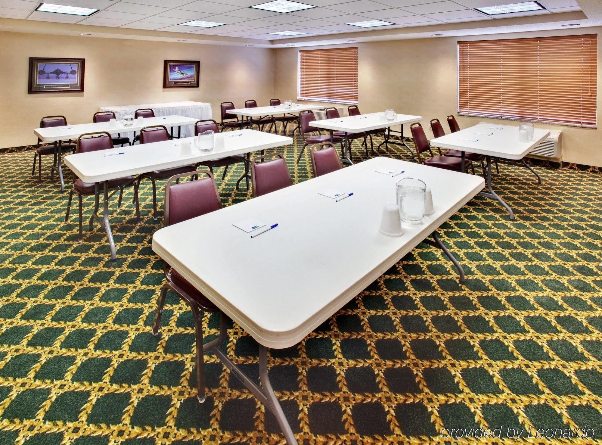 Express & Bellevue-omaha Area By Ihg Bellevue