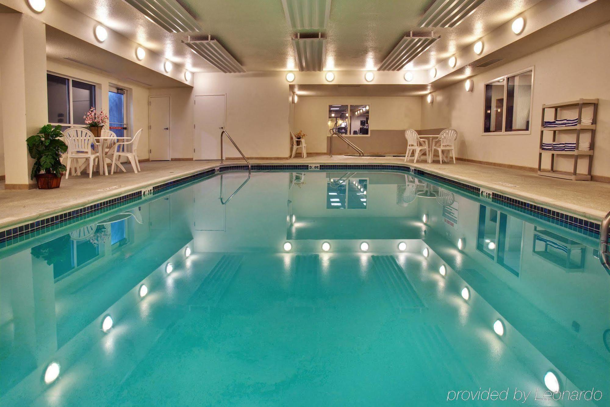 Hotel Express & Bellevue-omaha Area By Ihg Bellevue