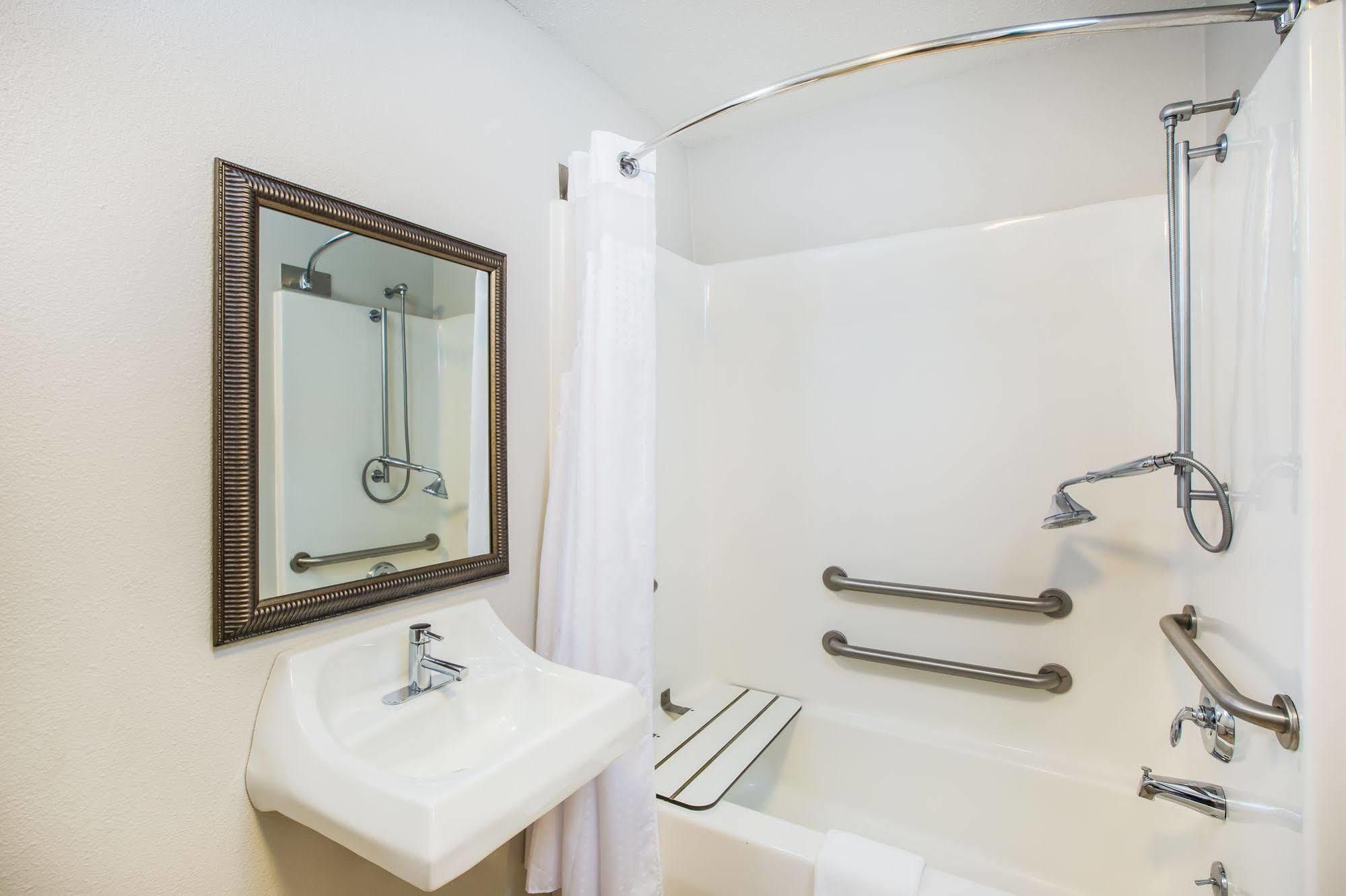 Express & Bellevue-omaha Area By Ihg