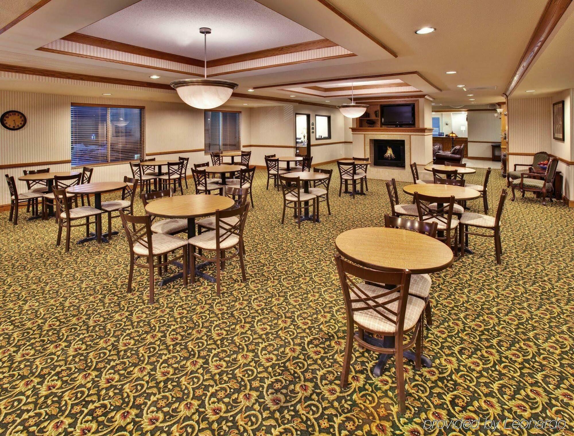 Express & Bellevue-omaha Area By Ihg Bellevue