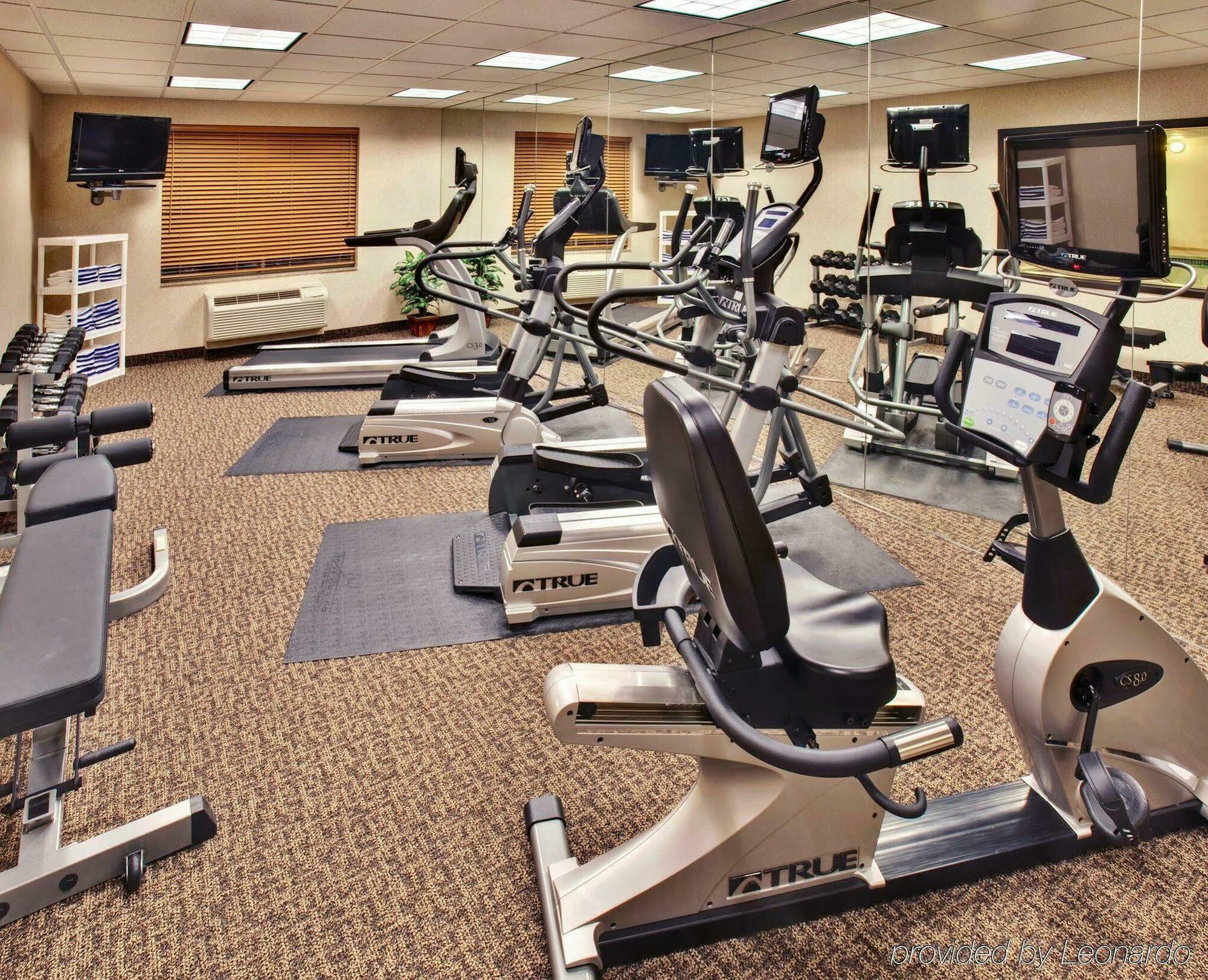 Hotel Express & Bellevue-omaha Area By Ihg 2*