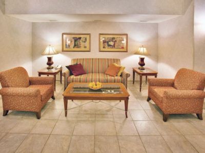 Hotel Express & Bellevue-omaha Area By Ihg 2*
