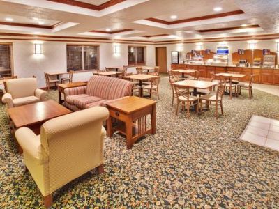 Hotel Express & Bellevue-omaha Area By Ihg Bellevue