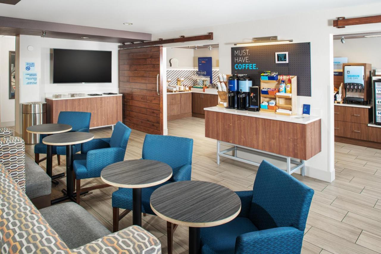 Hotel Express & Bellevue-omaha Area By Ihg
